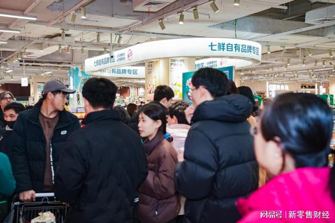 京东七鲜石家庄首店开业爆火，现烤花边蛋挞单日售出超1万只！(6)